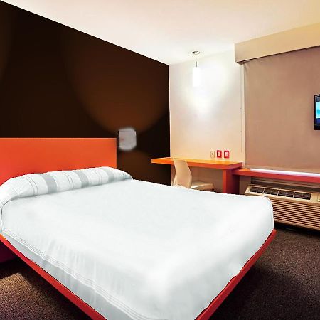 Hotel Tecnologico Norte Chihuahua Ngoại thất bức ảnh