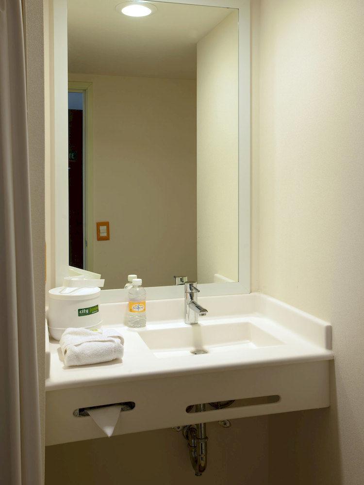 Hotel Tecnologico Norte Chihuahua Ngoại thất bức ảnh